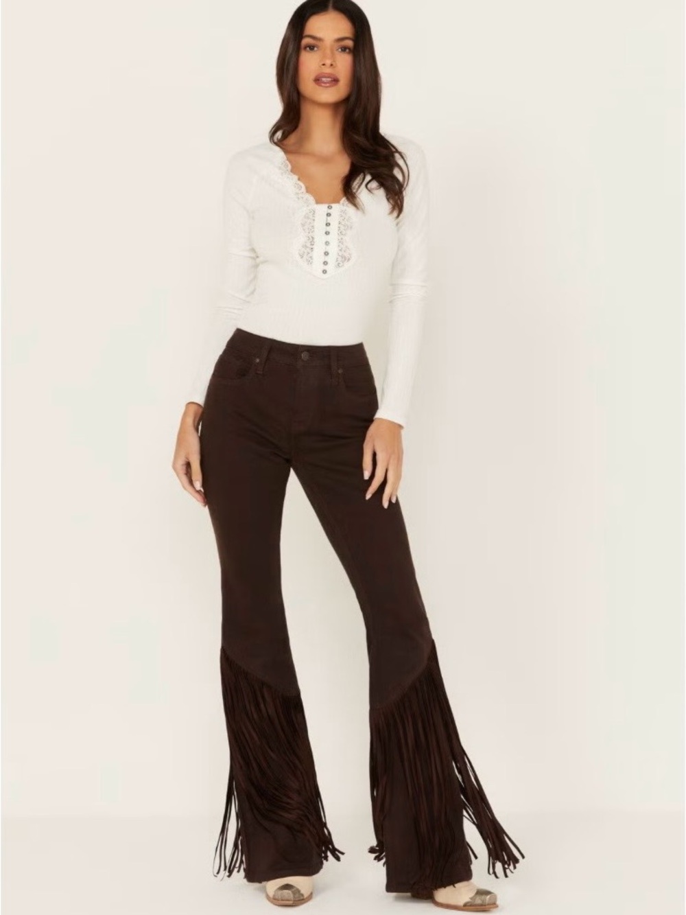 (Q5) IDYLLWIND Women's Bootcut Jeans with Fringe and Mid-Rise, Brown, Size 8/34L
